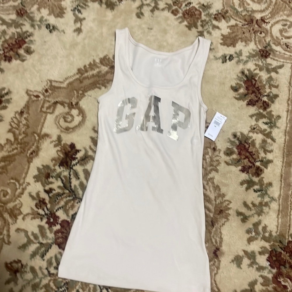 GAP tank top . Size XS